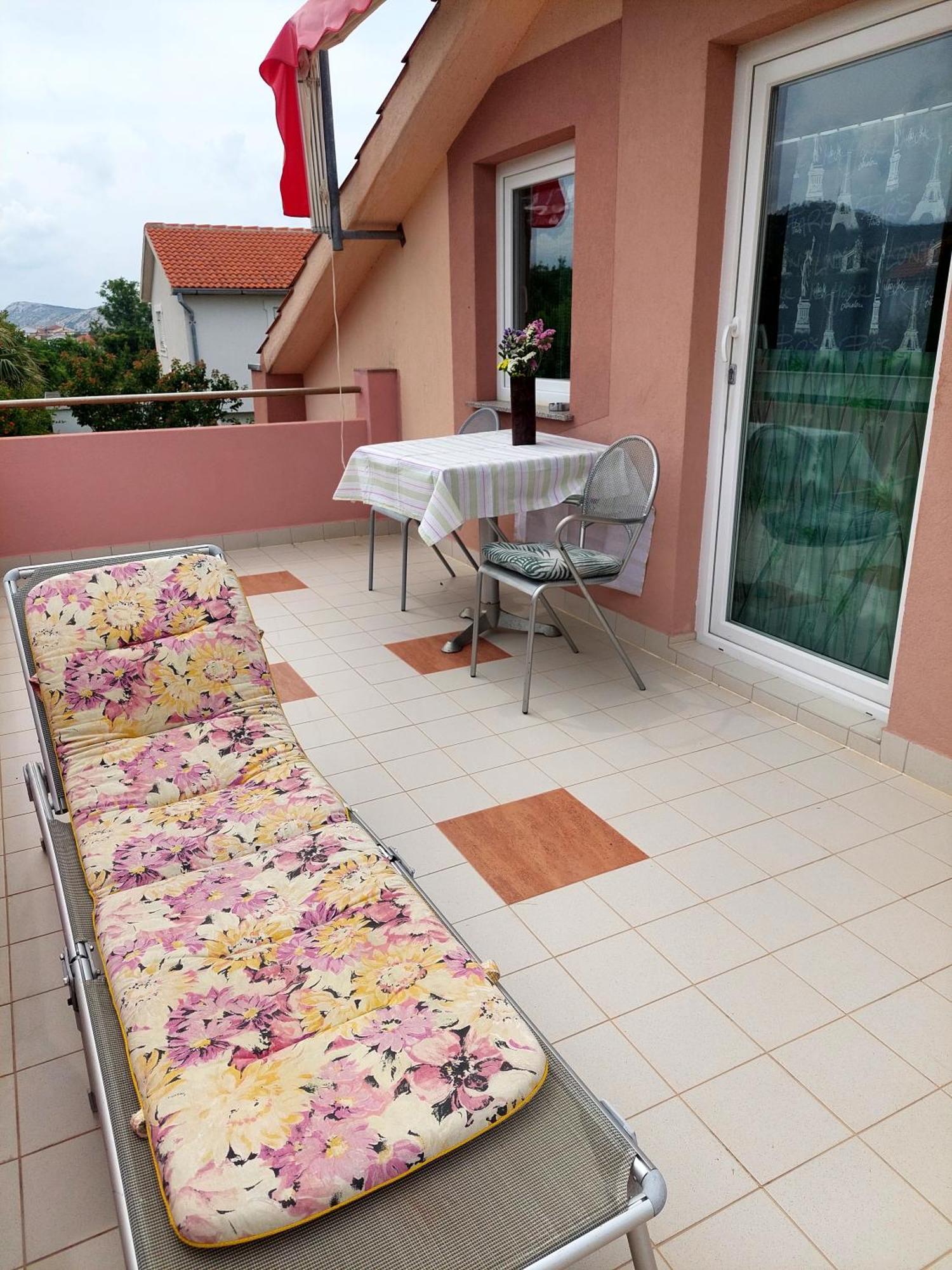 Apartment Olive House Rab Barbat na Rabu Oda fotoğraf
