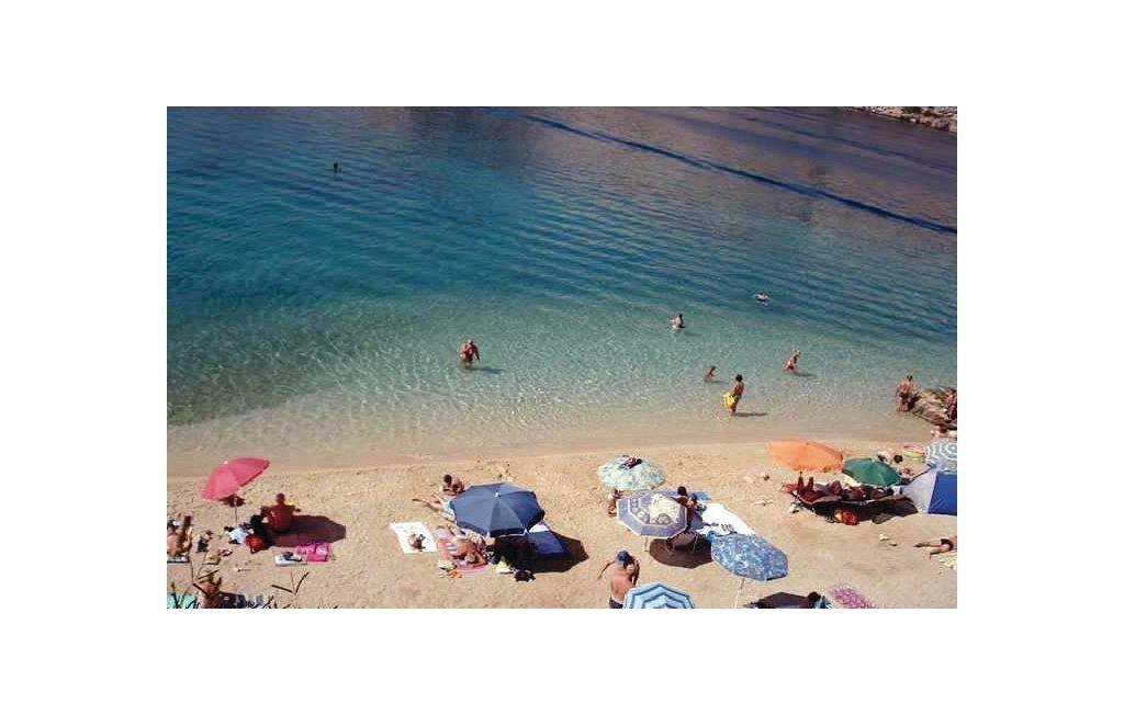 Apartment Olive House Rab Barbat na Rabu Oda fotoğraf
