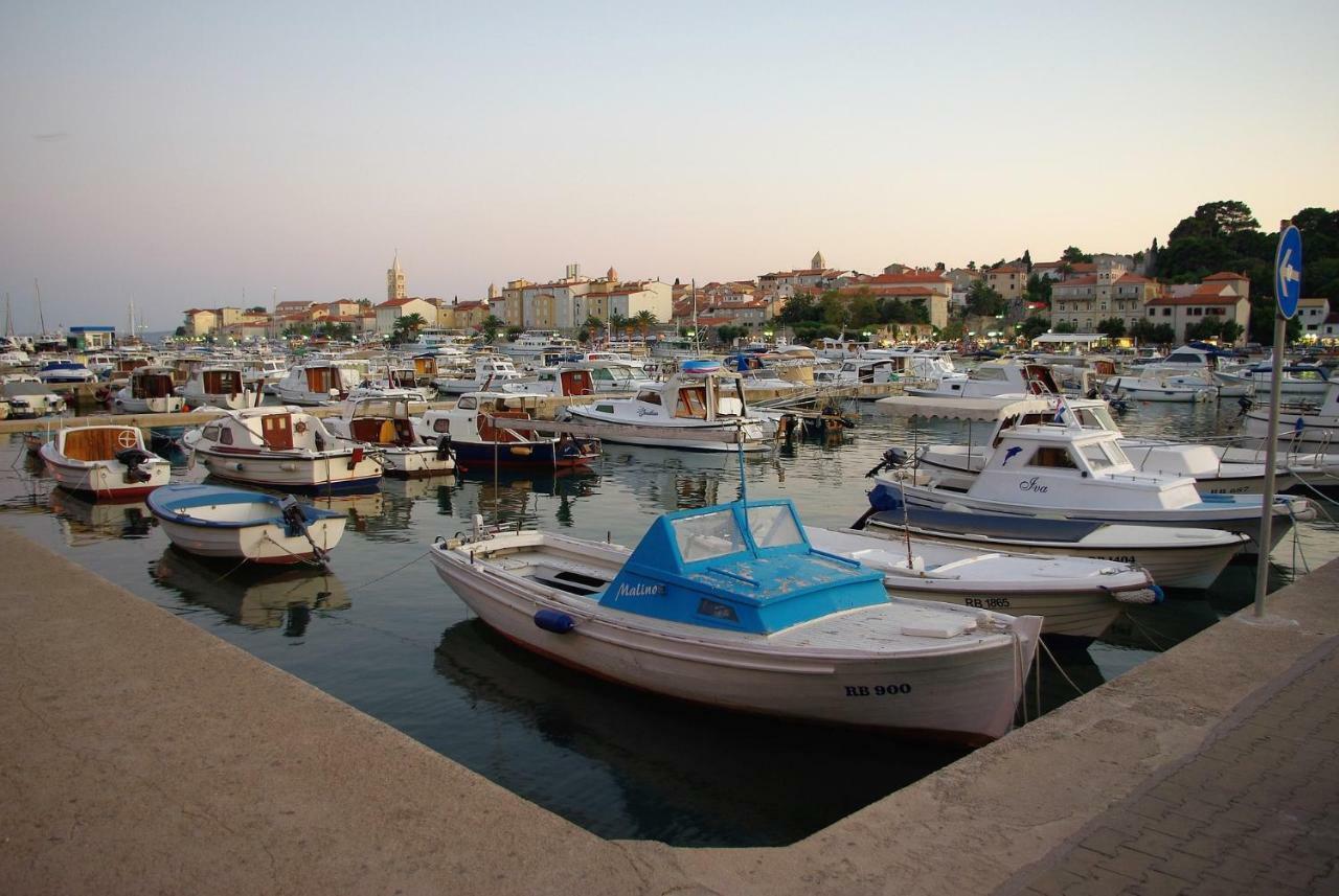 Apartment Olive House Rab Barbat na Rabu Dış mekan fotoğraf